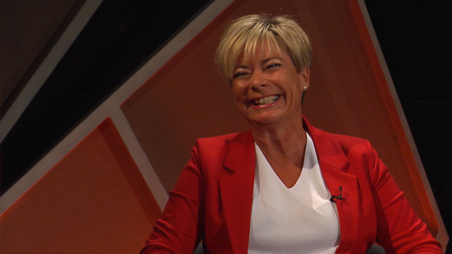 Lone Hejlskov som vært på TV